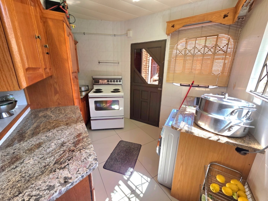 5 Bedroom Property for Sale in La Provance Free State